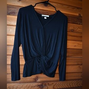 Amour Vert Black Twist Front Blouse